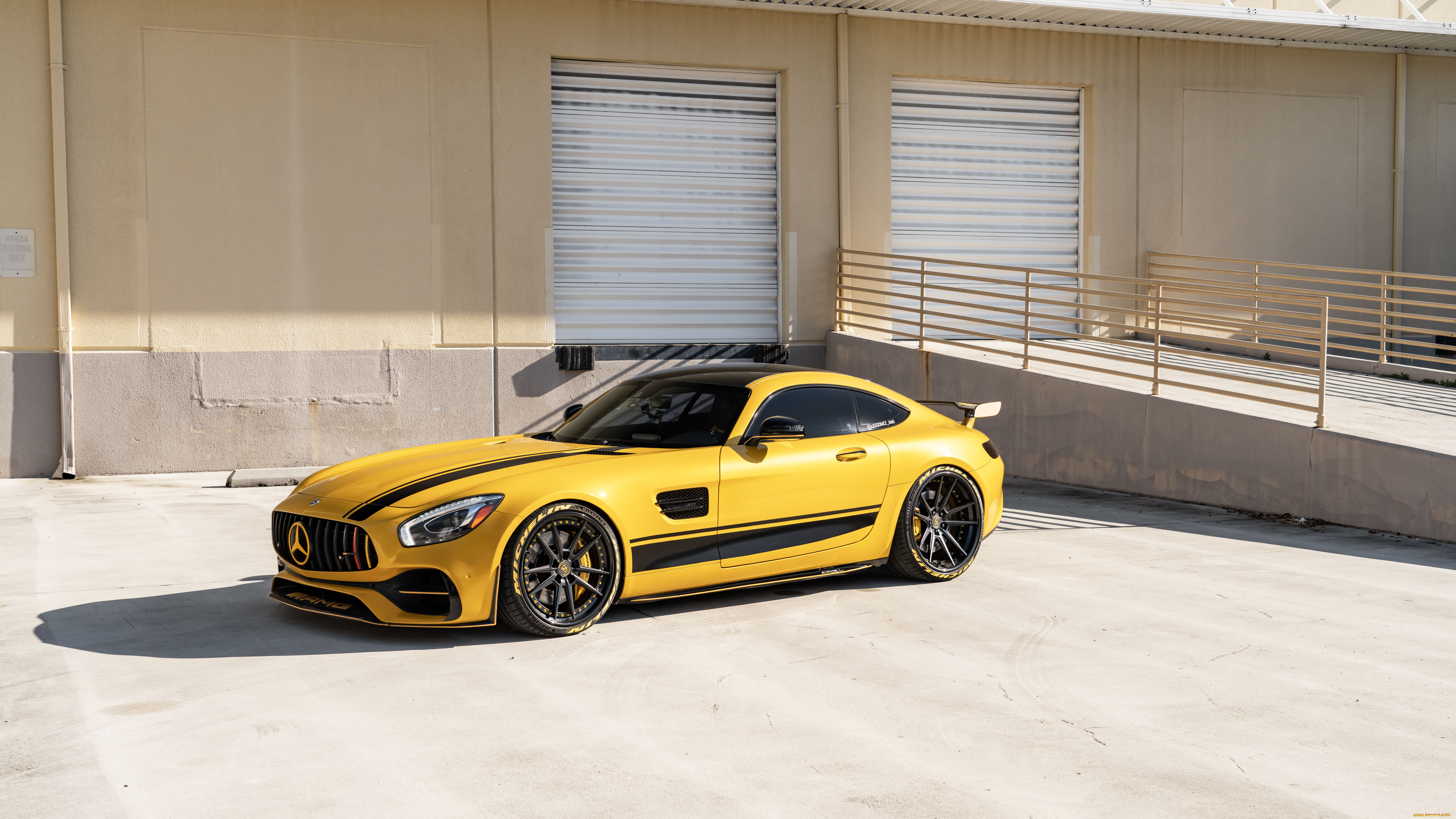 , mercedes-benz, amg, gt, in, bright, yellow